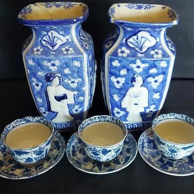 JAPANESE VASES AND TEA CUP SET