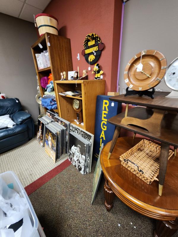 Sale Photo Thumbnail #4