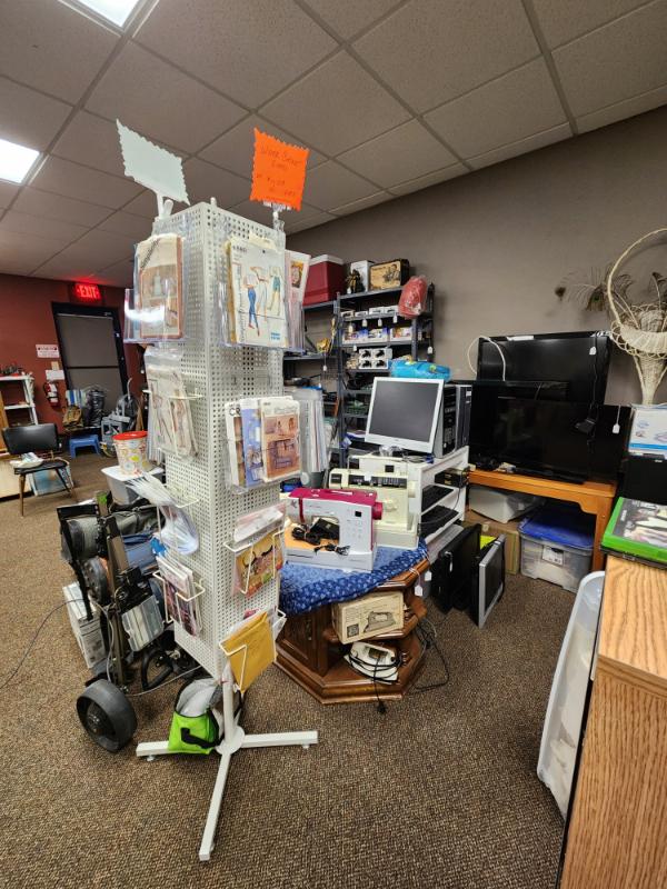 Sale Photo Thumbnail #34