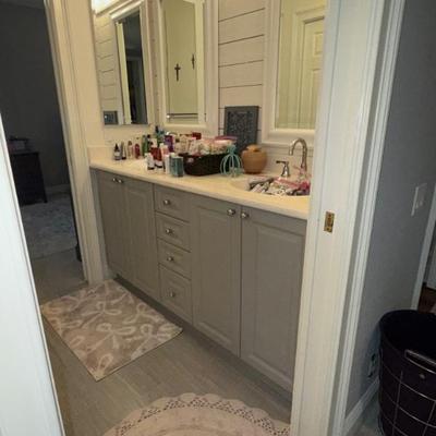 Sale Photo Thumbnail #219