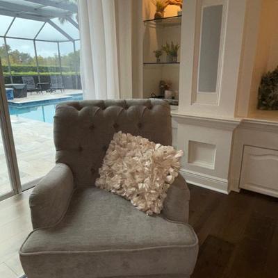 Sale Photo Thumbnail #49