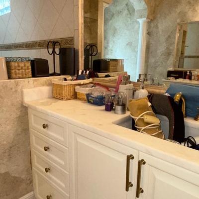 Sale Photo Thumbnail #172