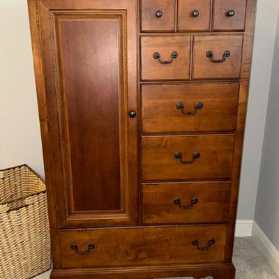 Sale Photo Thumbnail #234