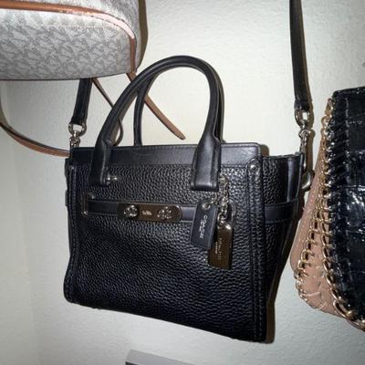 Sale Photo Thumbnail #156