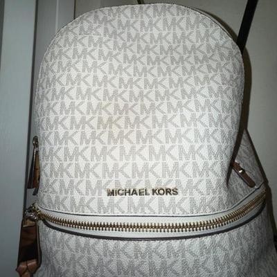 Sale Photo Thumbnail #154