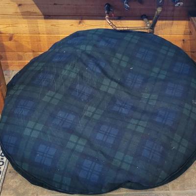 Sale Photo Thumbnail #165: Orvis Dog Bed