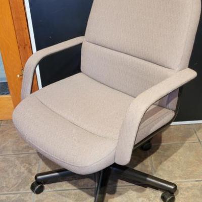 Sale Photo Thumbnail #191: Office Chair