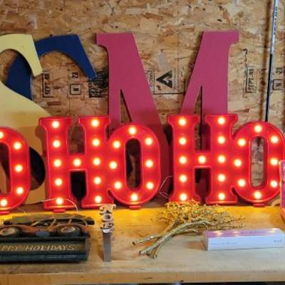 Sale Photo Thumbnail #209: Christmas Decor