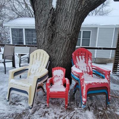 Sale Photo Thumbnail #142: Here's the PATIO! - Plastic Adirondack Chairs 