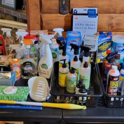 Sale Photo Thumbnail #83: Here is the lower level - Cleaning Supplies Galore