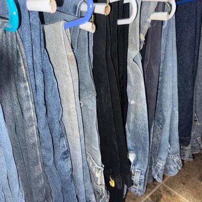 Sale Photo Thumbnail #92