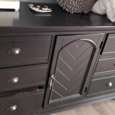 Sale Photo Thumbnail #93