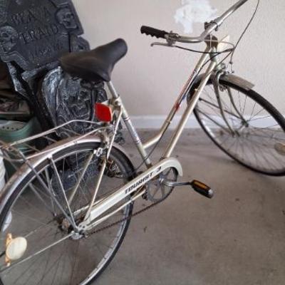 Sale Photo Thumbnail #189