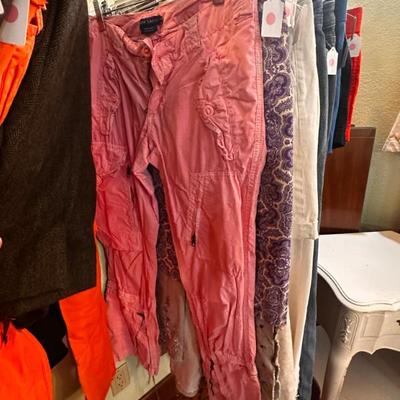 Sale Photo Thumbnail #438