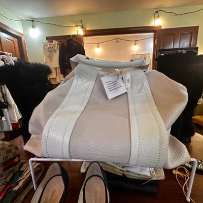 Sale Photo Thumbnail #468