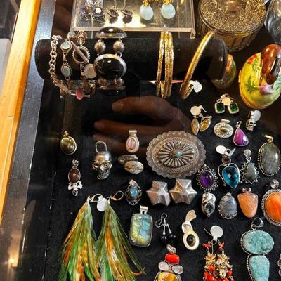 Sale Photo Thumbnail #13