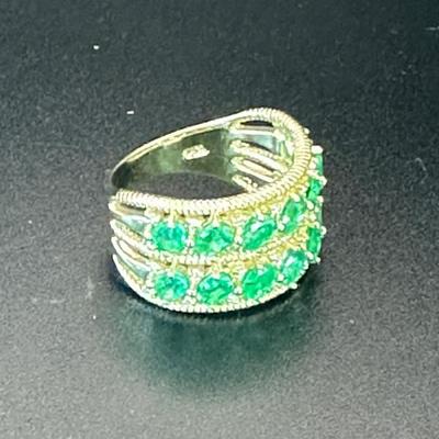 Sale Photo Thumbnail #49: 14k gold and emerald ring - includes appraisal certificate 