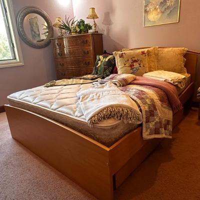 Sale Photo Thumbnail #489