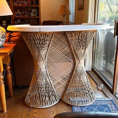 Sale Photo Thumbnail #9: Rattan bar