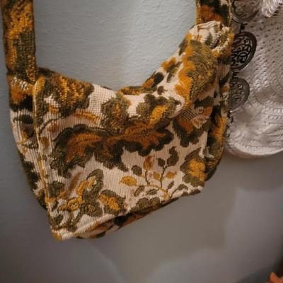 Sale Photo Thumbnail #380