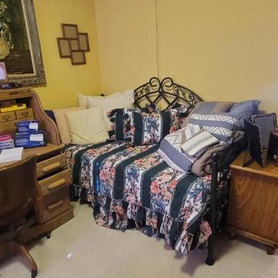 Sale Photo Thumbnail #364