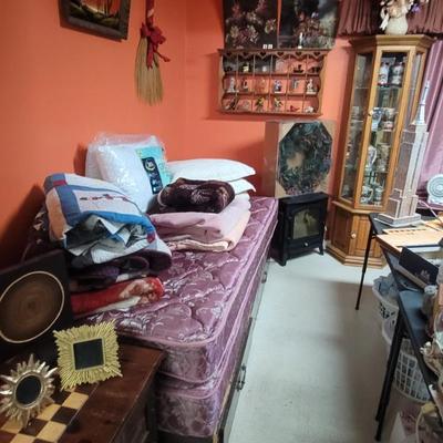 Sale Photo Thumbnail #564