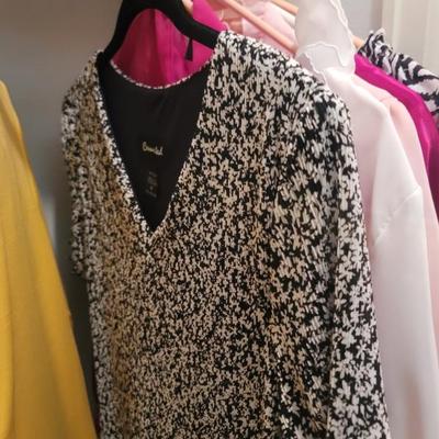 Sale Photo Thumbnail #392