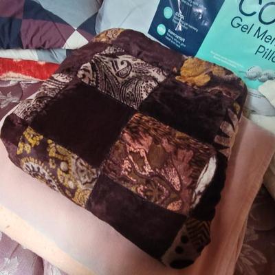 Sale Photo Thumbnail #546