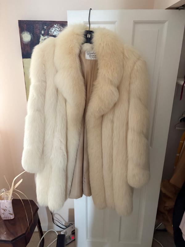 Sale Photo Thumbnail #4