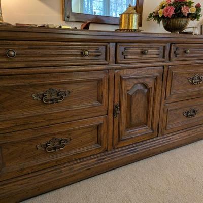 Sale Photo Thumbnail #375