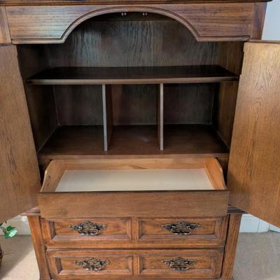 Sale Photo Thumbnail #366