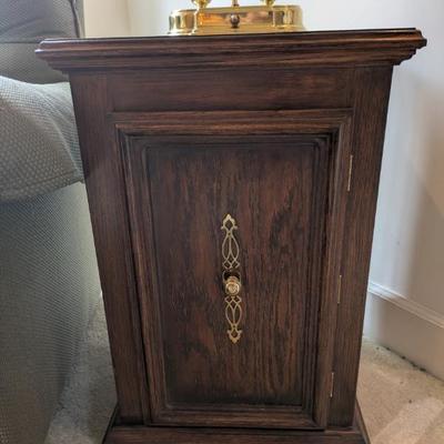 Sale Photo Thumbnail #148