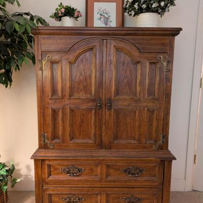 Sale Photo Thumbnail #365