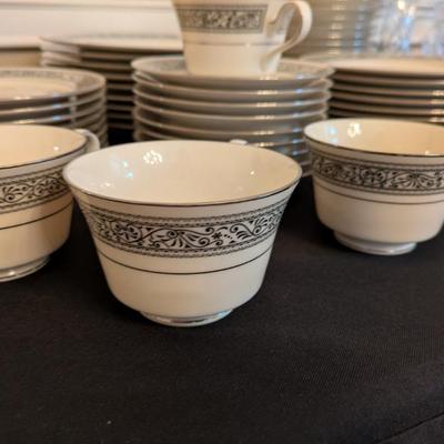 Sale Photo Thumbnail #31