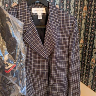 Sale Photo Thumbnail #403