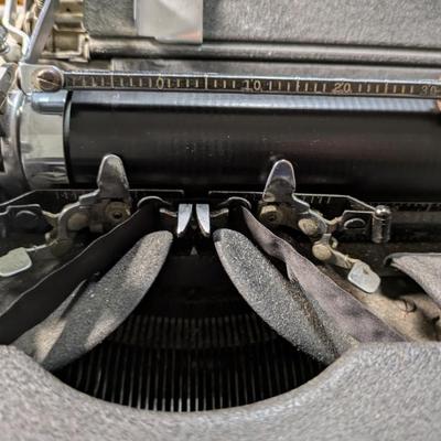 Sale Photo Thumbnail #333