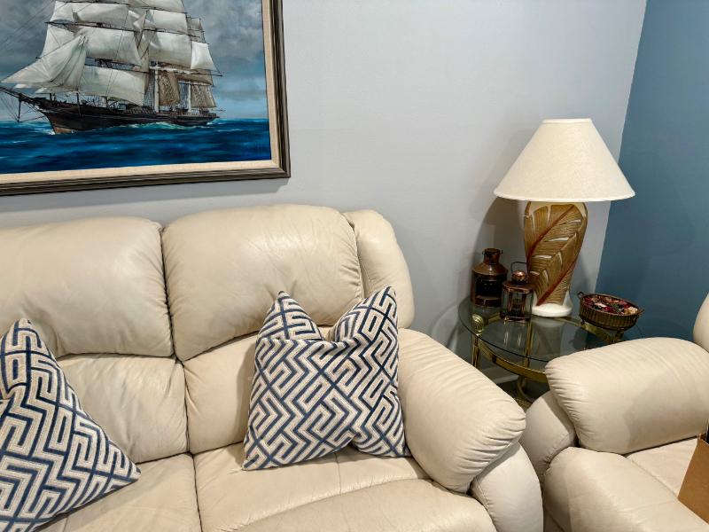 Sale Photo Thumbnail #13