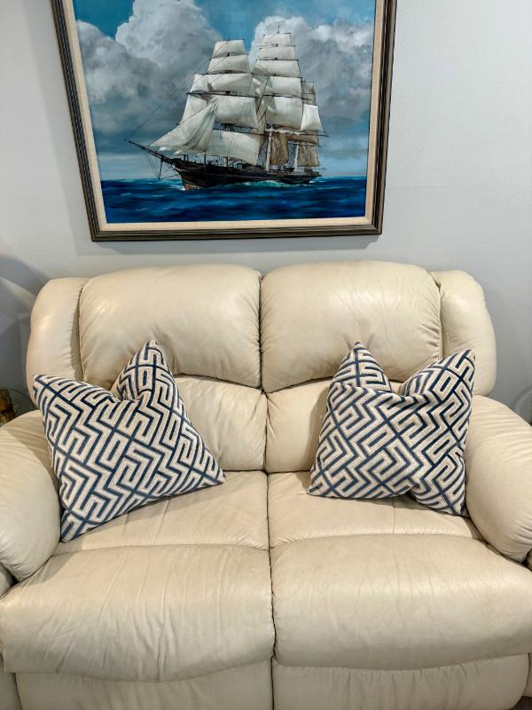 Sale Photo Thumbnail #12