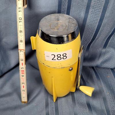 Sale Photo Thumbnail #705