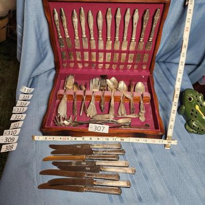 Sale Photo Thumbnail #750