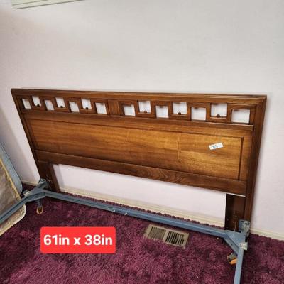 Sale Photo Thumbnail #257