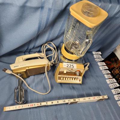 Sale Photo Thumbnail #572