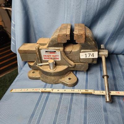 Sale Photo Thumbnail #479