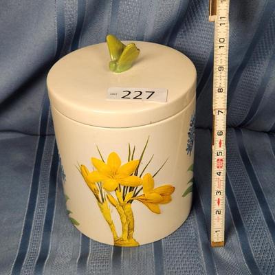 Sale Photo Thumbnail #576