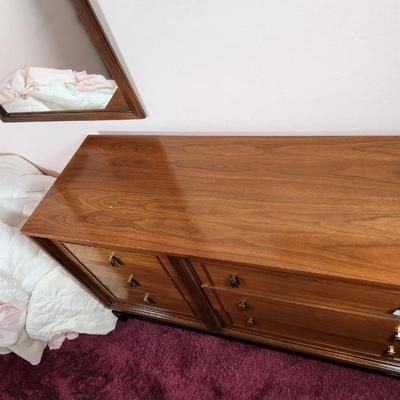 Sale Photo Thumbnail #920