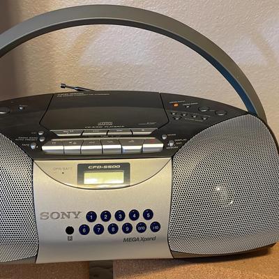 Cd And Cassette Player/ Clock Radio With Cassette/ Cassette And More!