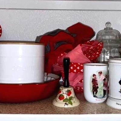 Red And White Kitchen Decor 