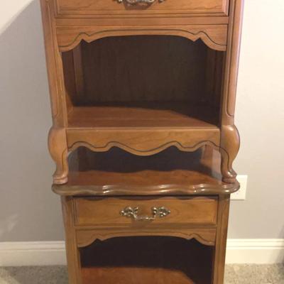Set Of 2 Nightstands