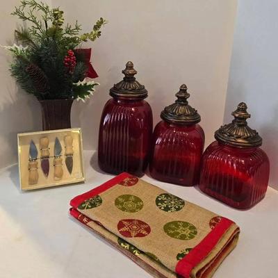 Red Christmas Kitchen