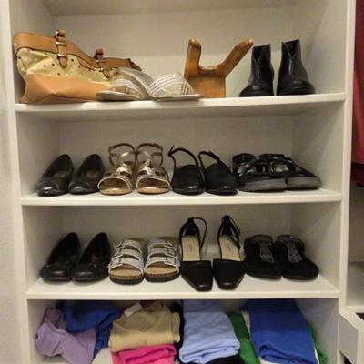 Women's Closet & Stool